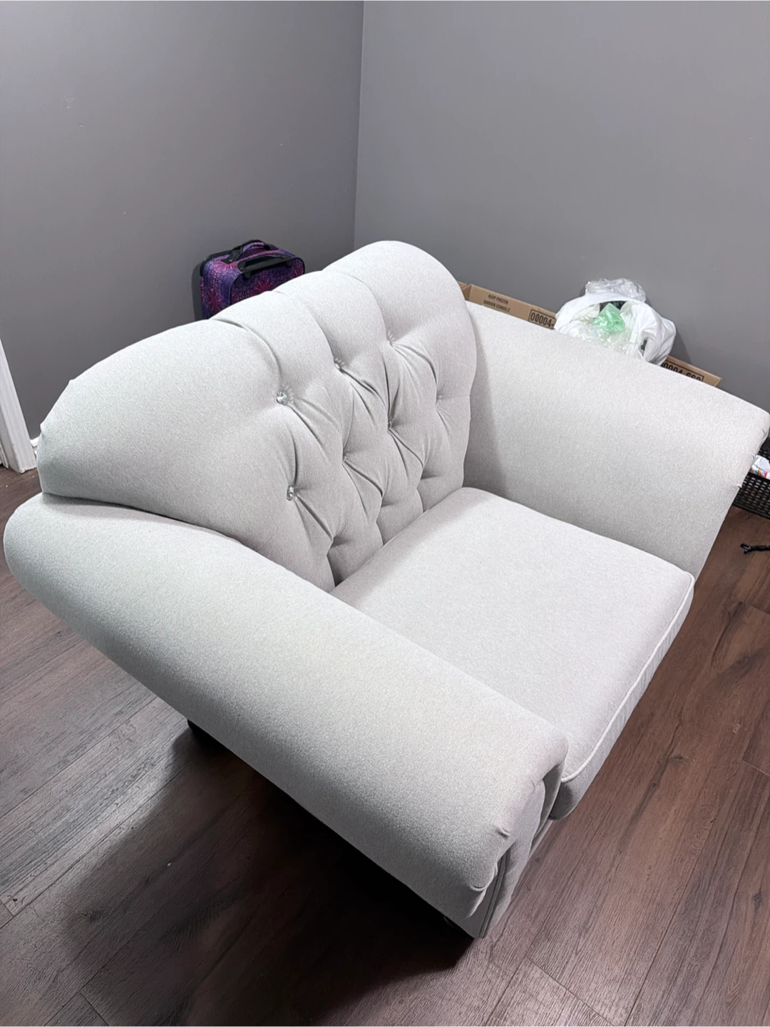 Tufted Accent Armchair - photo 2