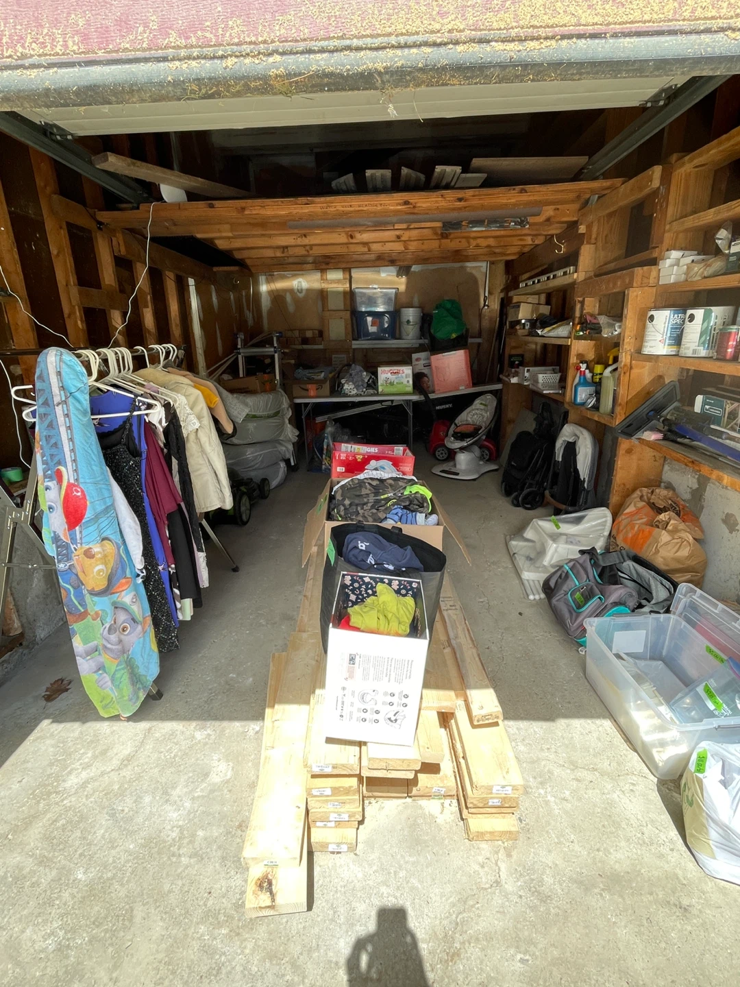 Indoor Garage Sale - Read Ad Details