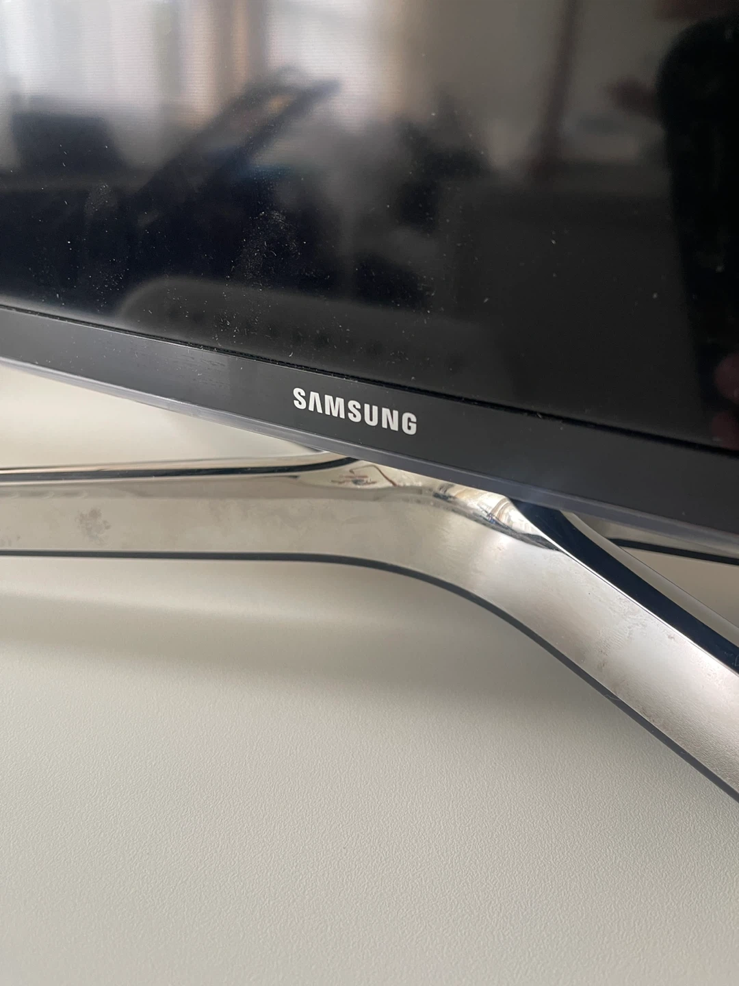 50" Samsung Smart TV with Stand & Remote – As-Is - photo 4