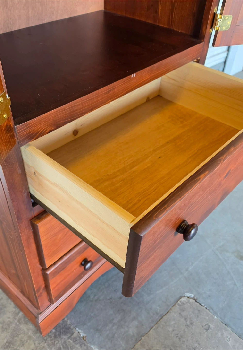 Solid pine 3 drawer wardrobe dresser - photo 2