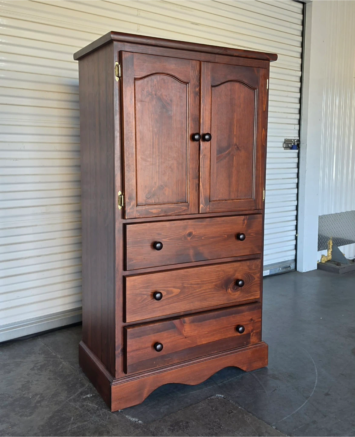 Solid pine 3 drawer wardrobe dresser
