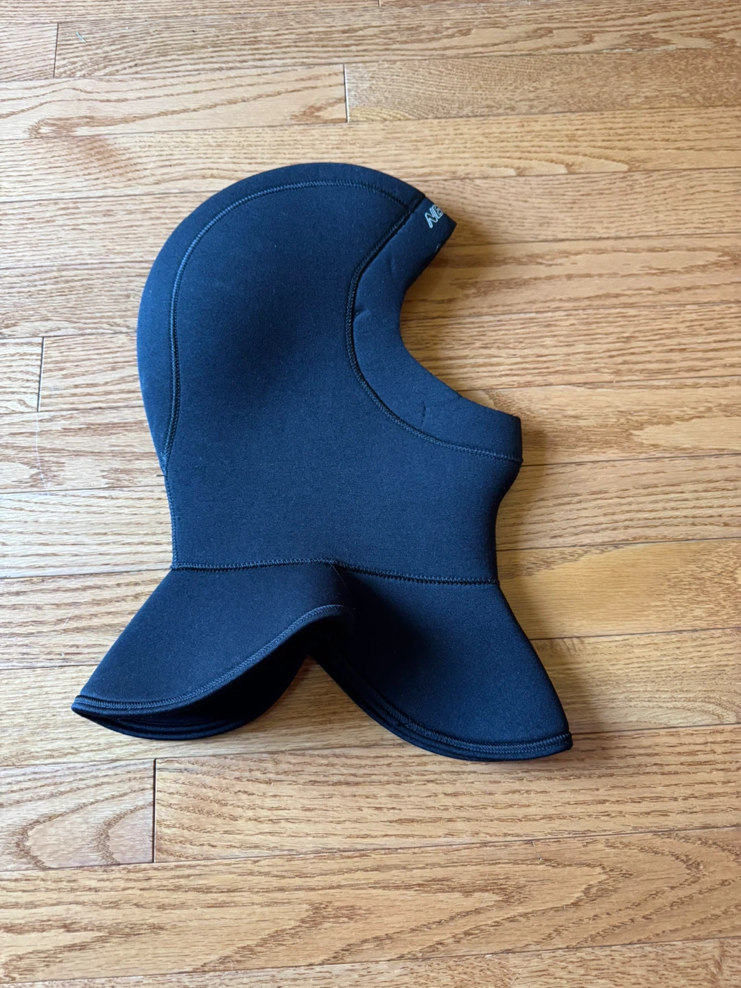 Diving hood