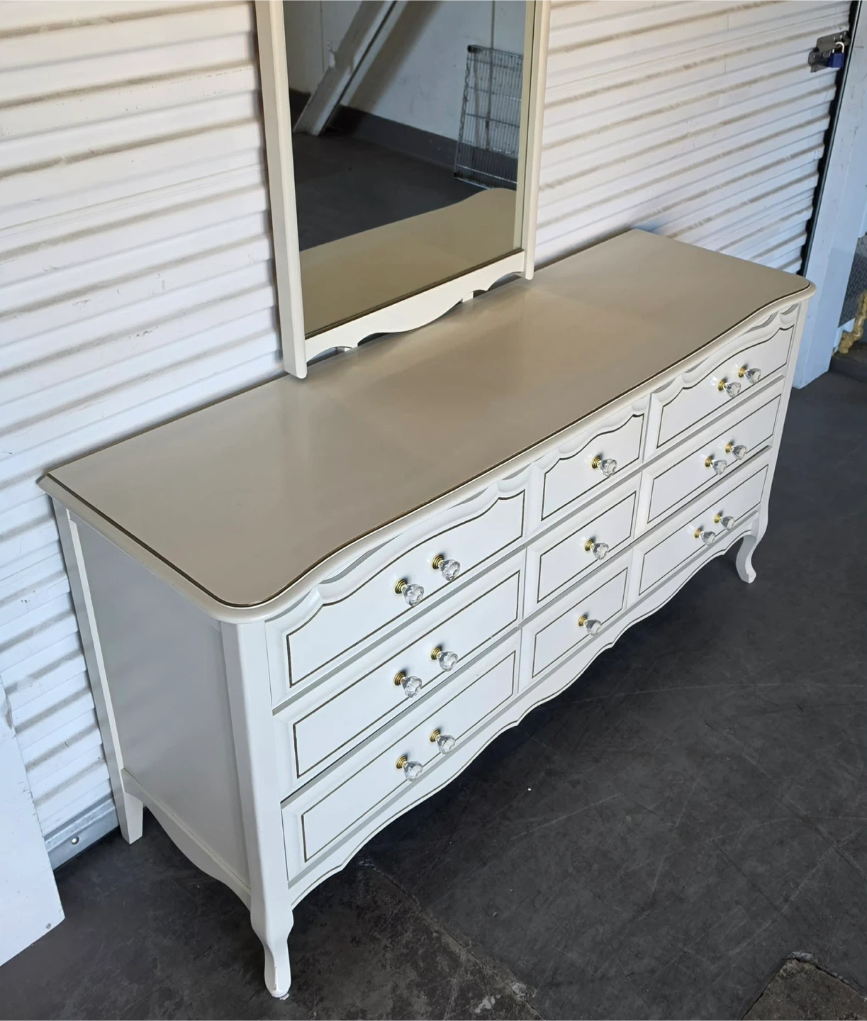 Beautiful French Provincial 9 drawer dresser - photo 2