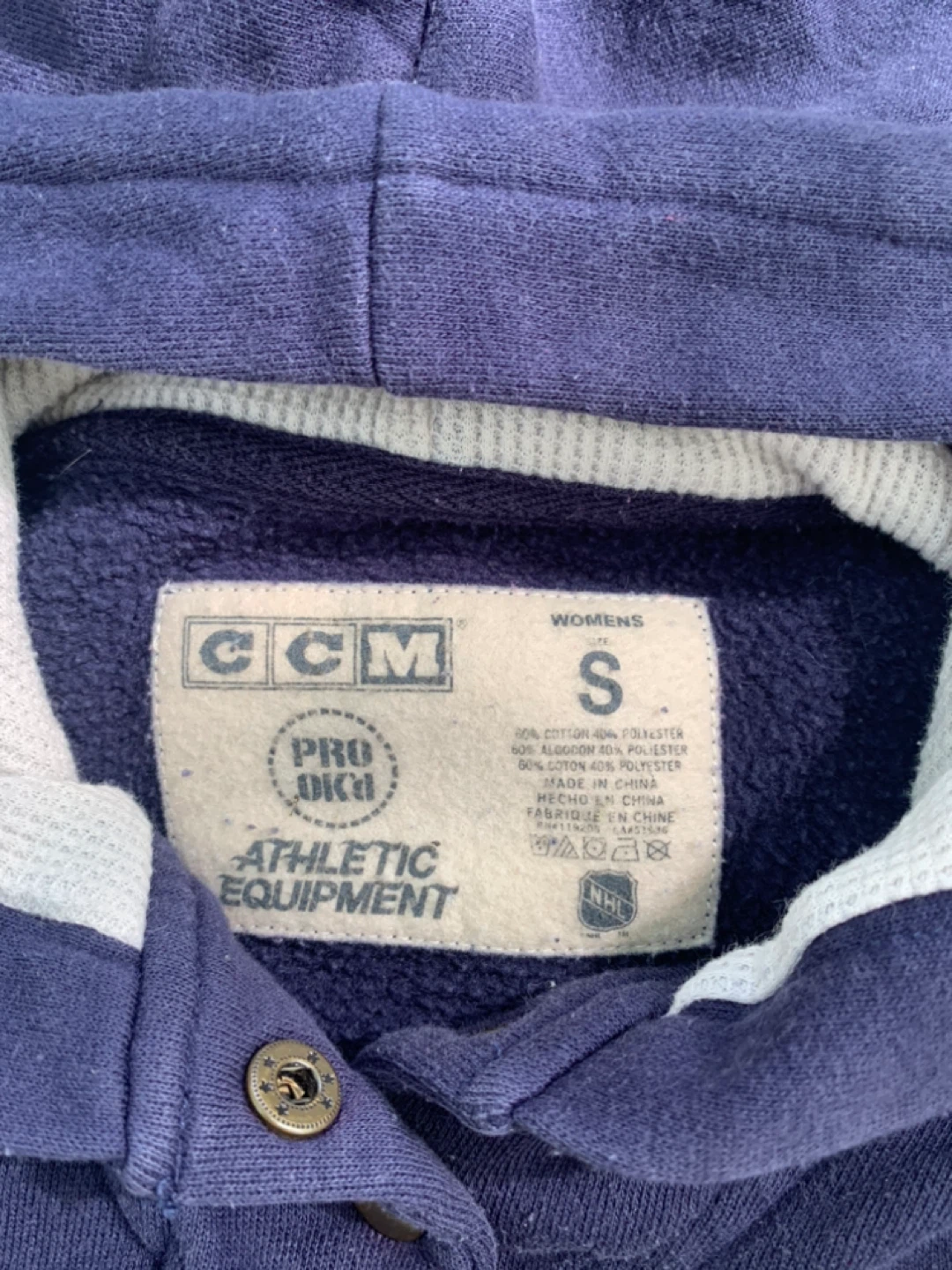 CCM Winnipeg Jets Hockey Zip-Up Hoodie - photo 2
