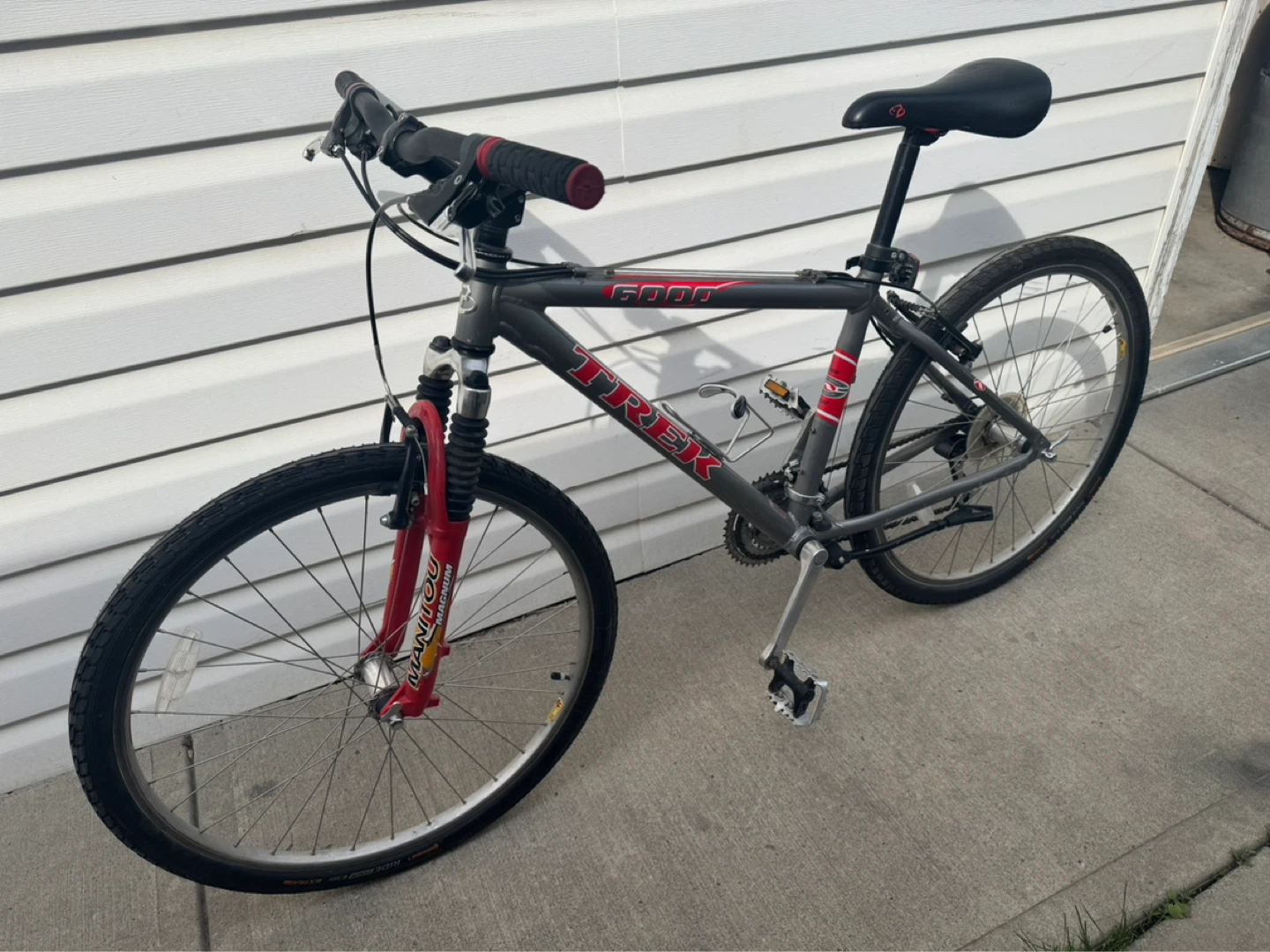 Trek Aluminum Mountain Bike - photo 3