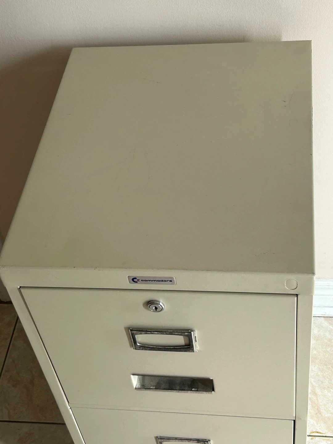 Commodore 2-Drawer Filing Cabinet - photo 4