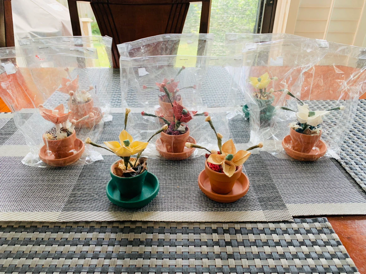 NEW handcrafted flower plant artificial decor (room freshener) - photo 2