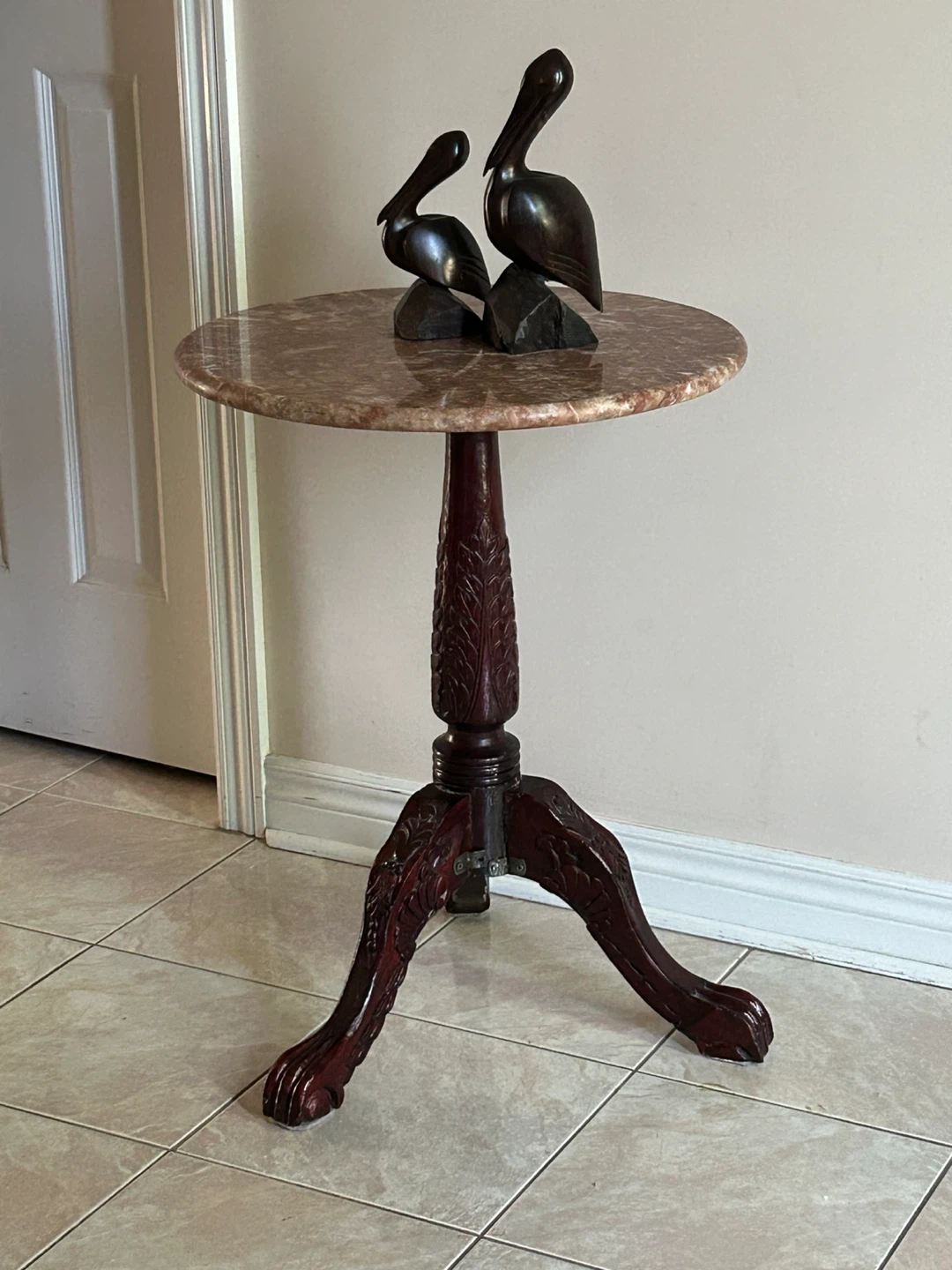 Marble top accent table with carved wooden base - photo 2