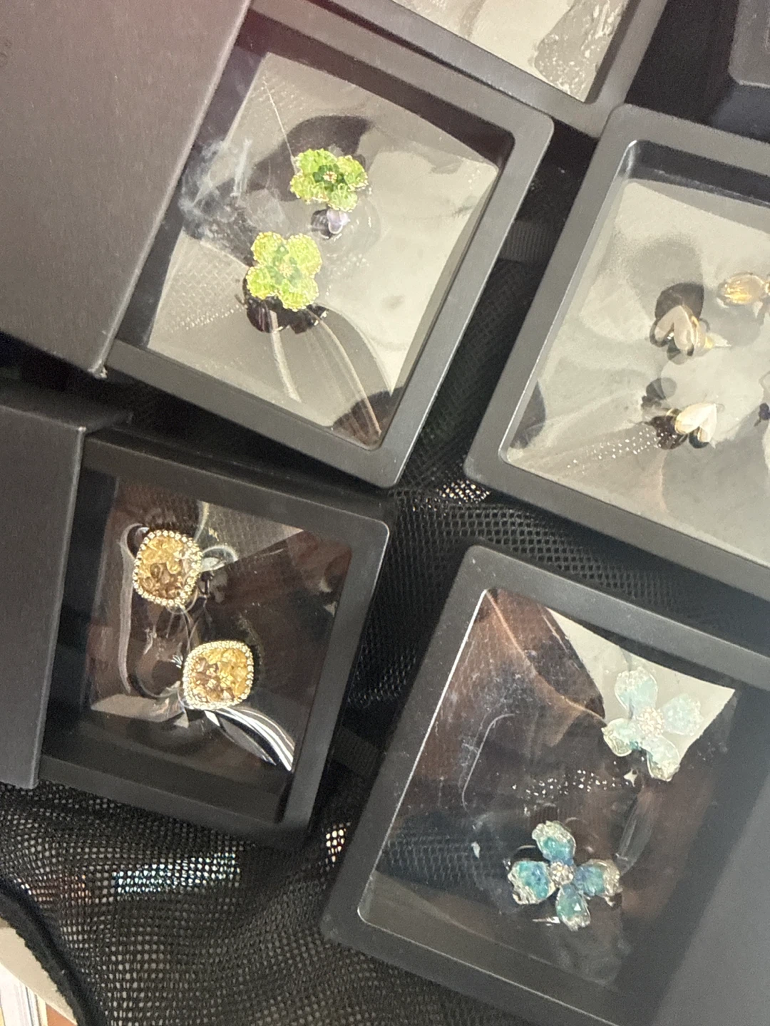 Assorted Jewellery Pieces