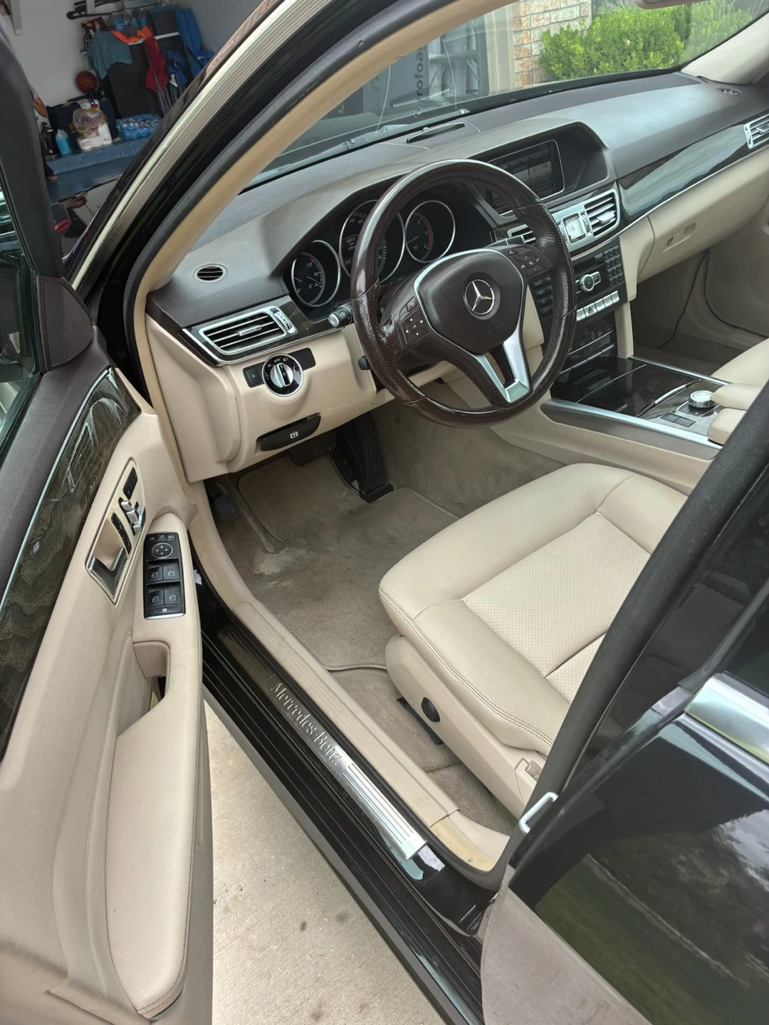 Exceptionally well maintained  Mercedes-Benz E250 BlueTEC Diesel - photo 4