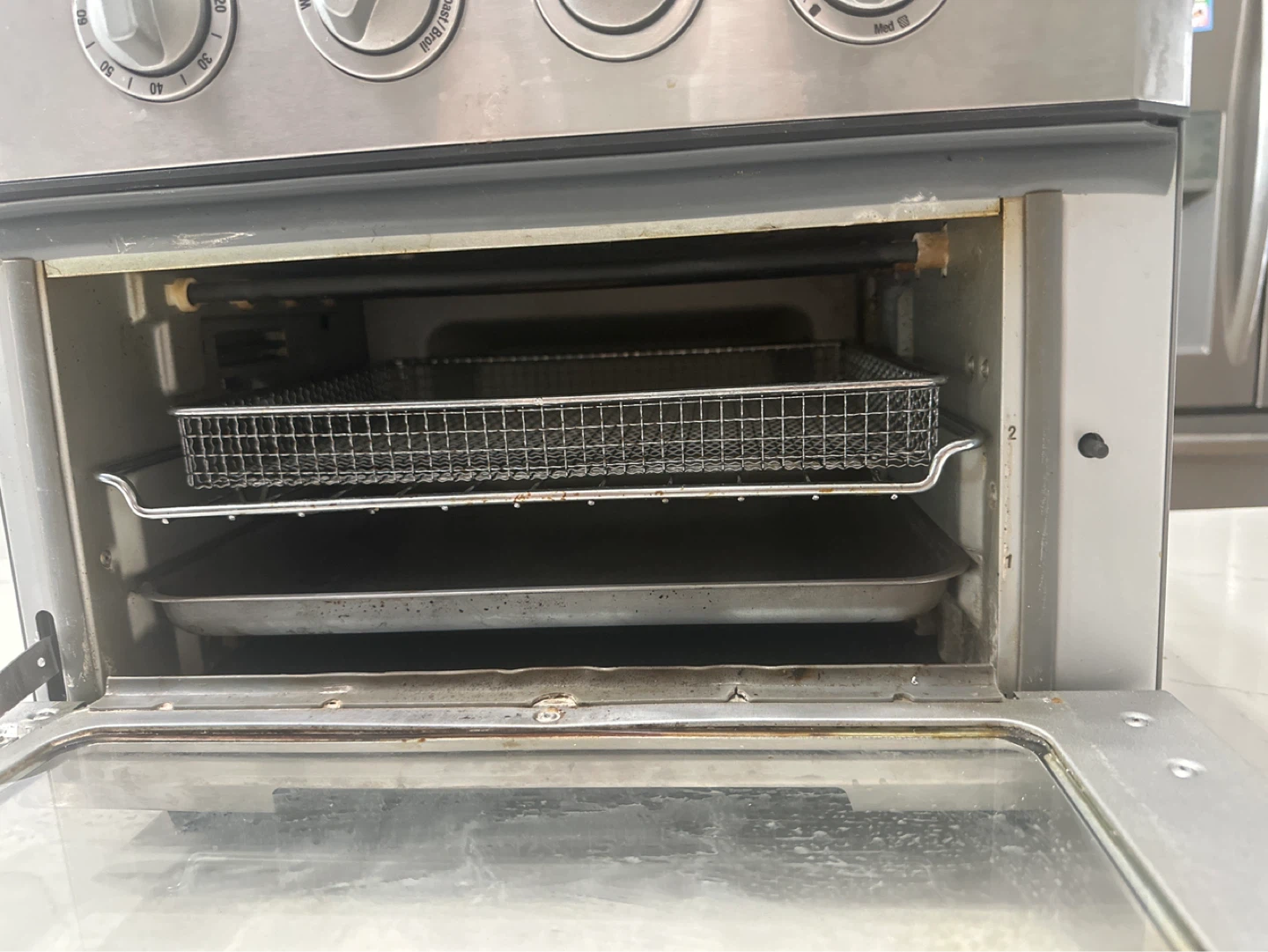 Cuisinart air fryer, convection toaster oven - photo 2