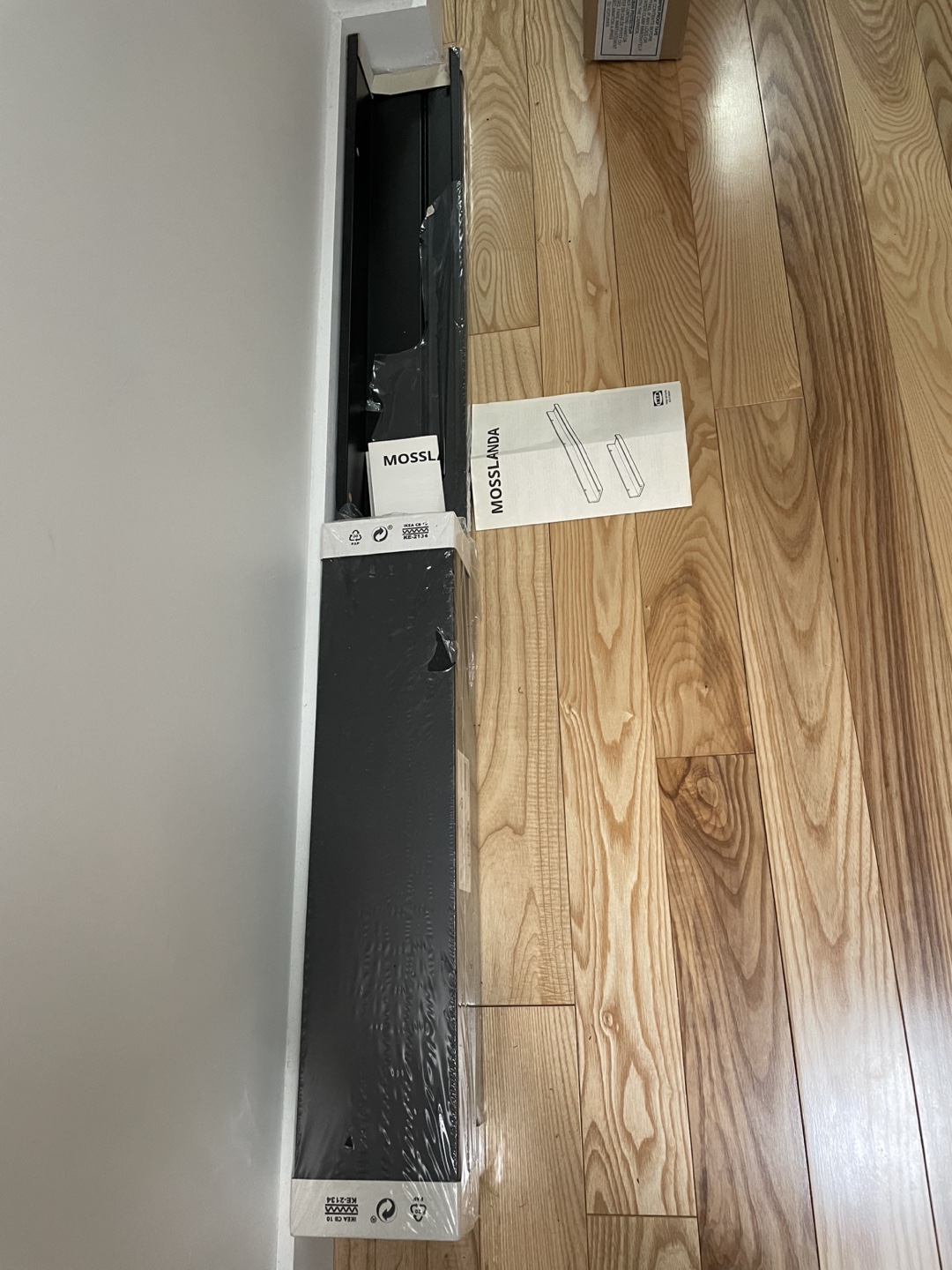 🆕Two IKEA MOSSLANDA Picture Ledge Shelves - photo 3