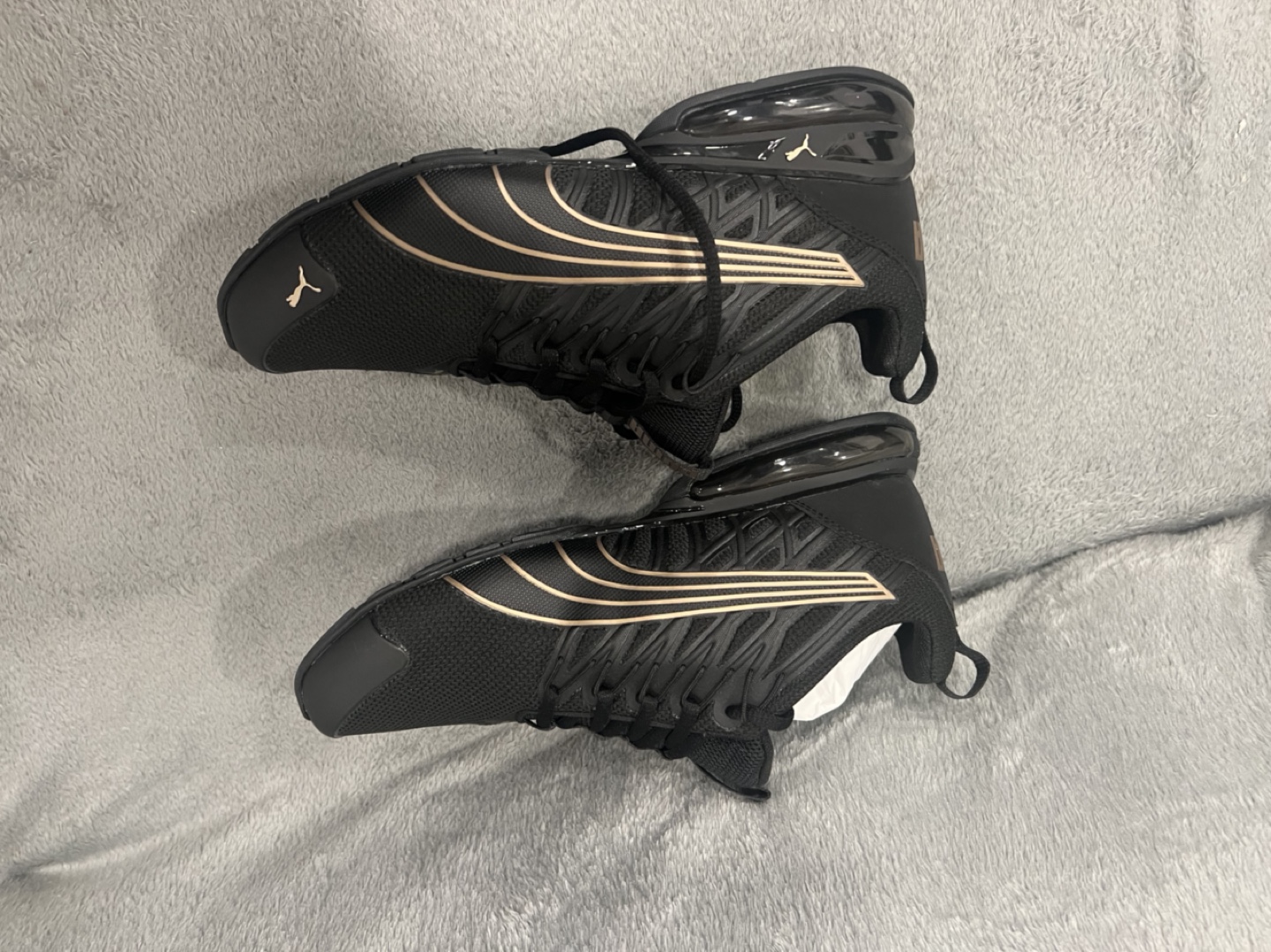 Puma Women's Softfoam Sneakers - Black & Gold 7.5 size - photo 5