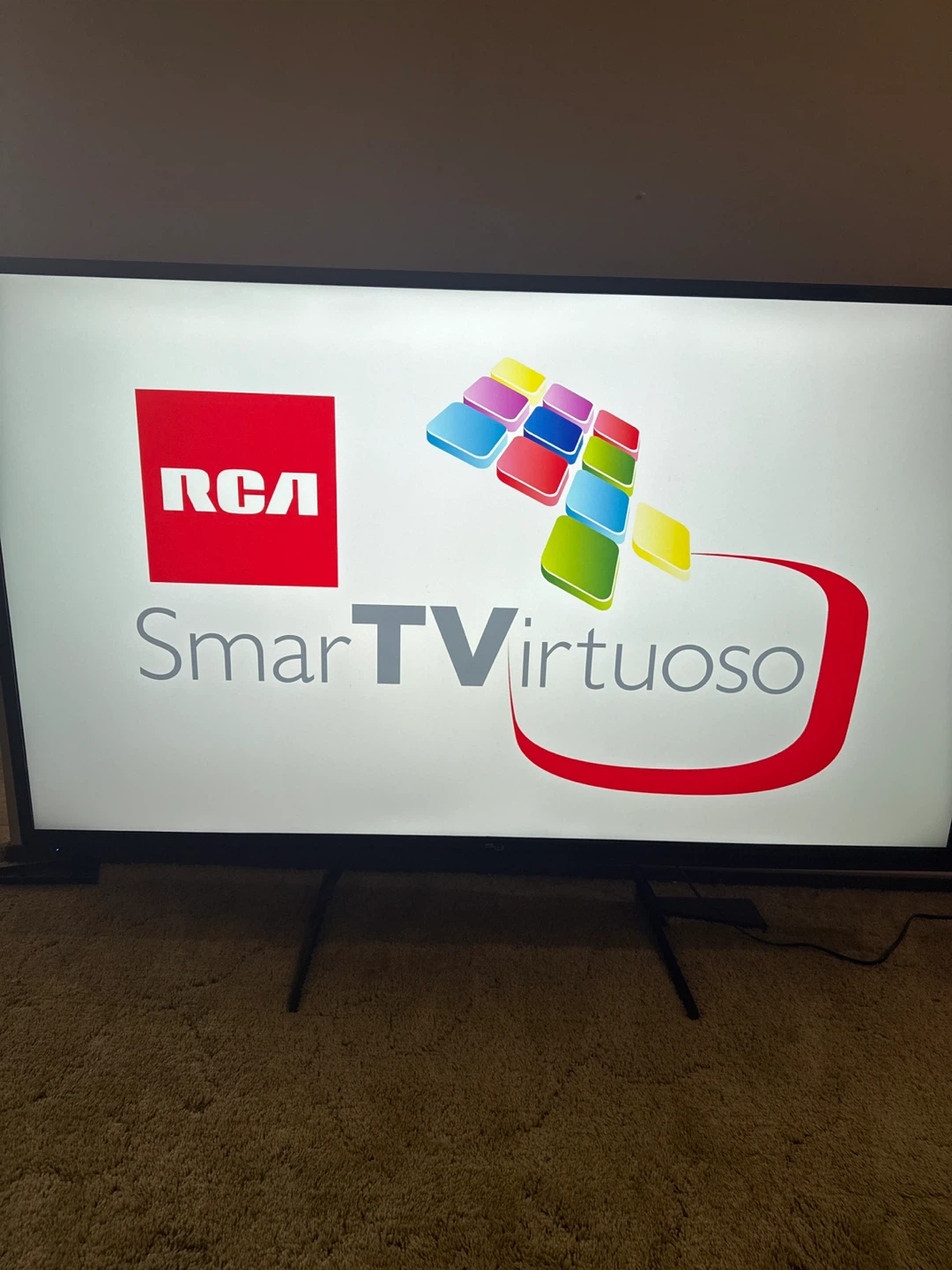 RCA smart TV - photo 4