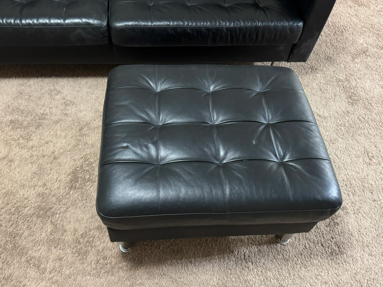 Black Leather Tufted Sofa with Ottoman - photo 3