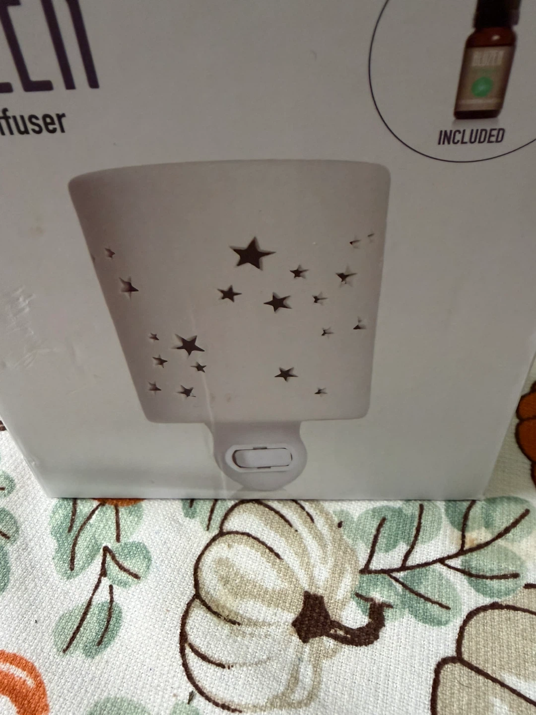 Plug-In Diffuser with Ceramic Star Design
