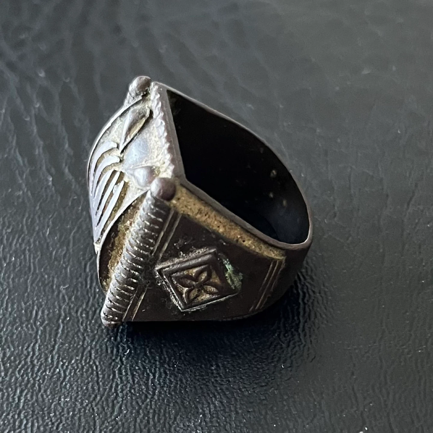 Authentic Sikh empire Raja Ranjeet Sing Time Ring for sell - photo 3