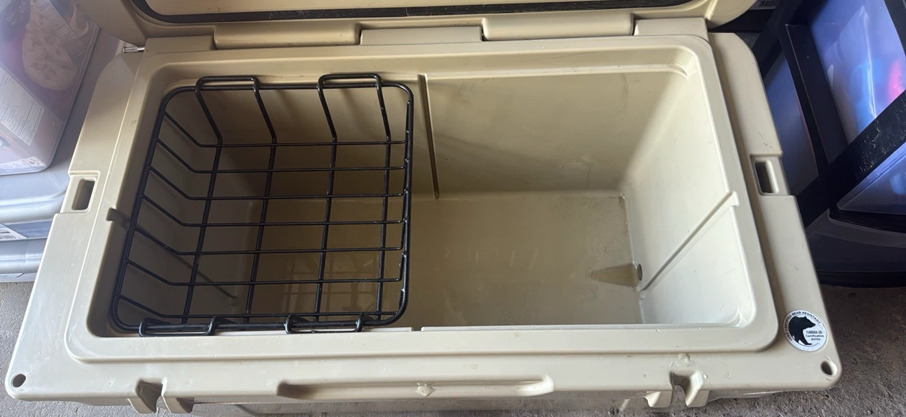 YETI Cooler Tundra 65 - photo 3