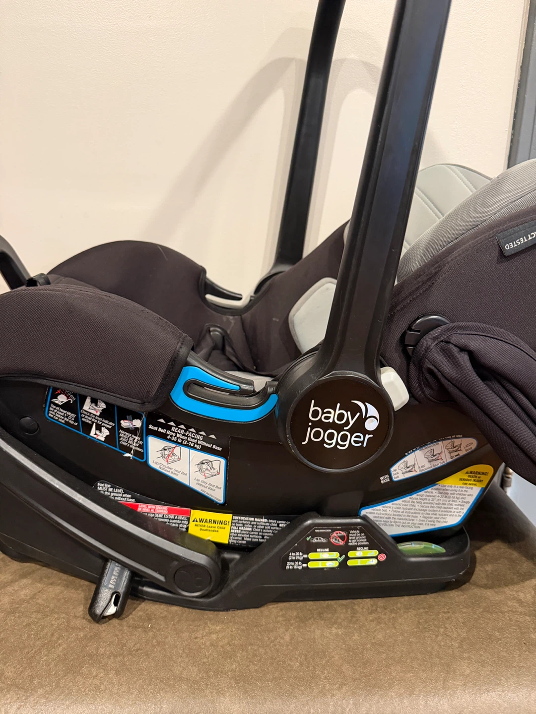Baby Jogger City Go 2 Infant Car Seat - photo 2