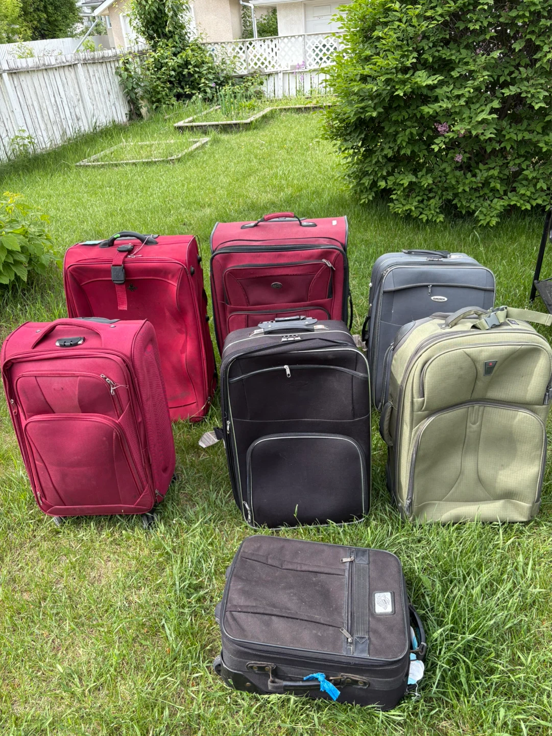 Lot of 6 Various Luggage Suitcases - photo 4