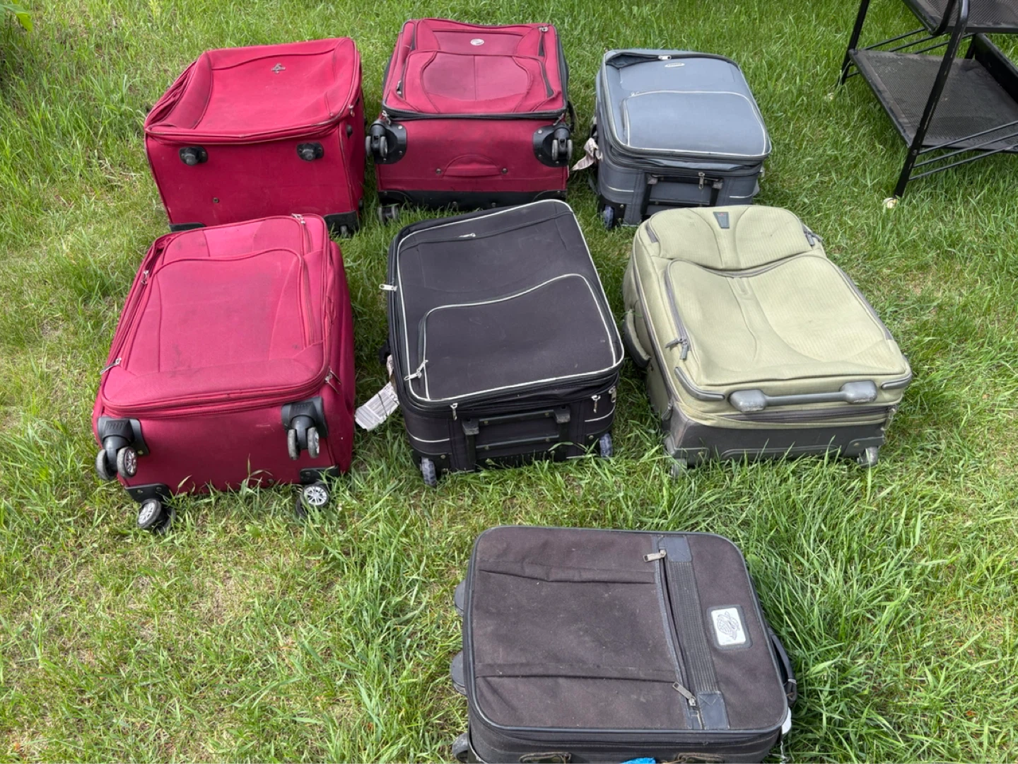 Lot of 6 Various Luggage Suitcases - photo 3