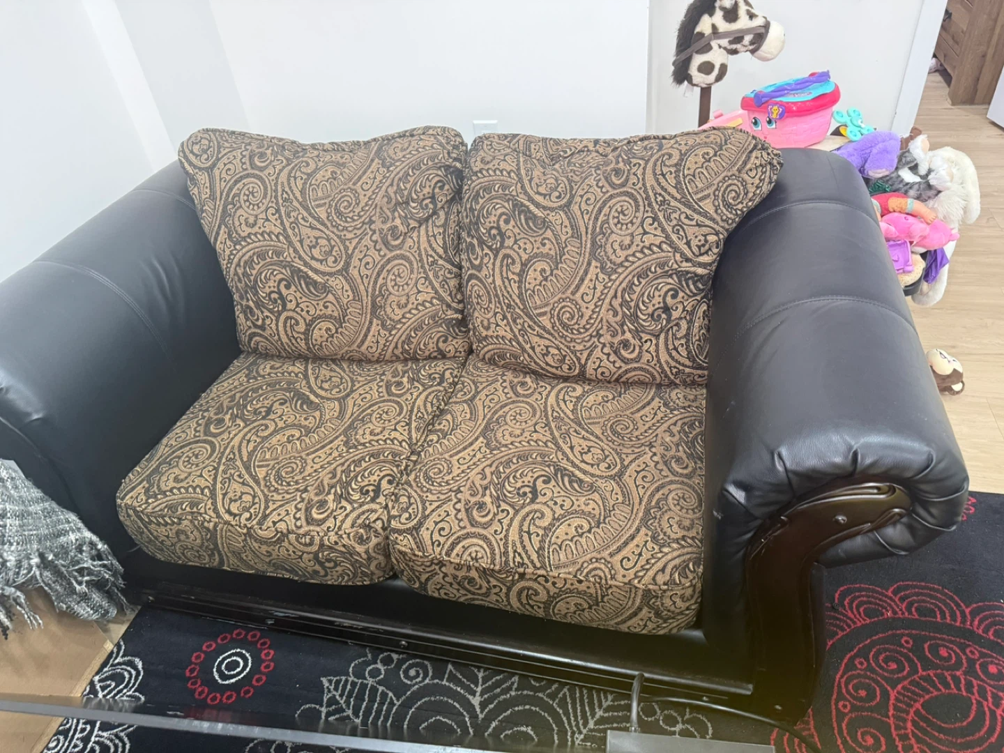 Paisley Print Sofa - photo 3