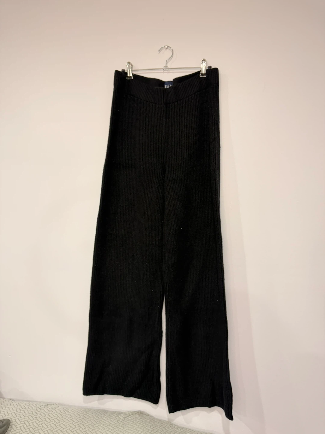 GAP Black Ribbed Wide-Leg Pants