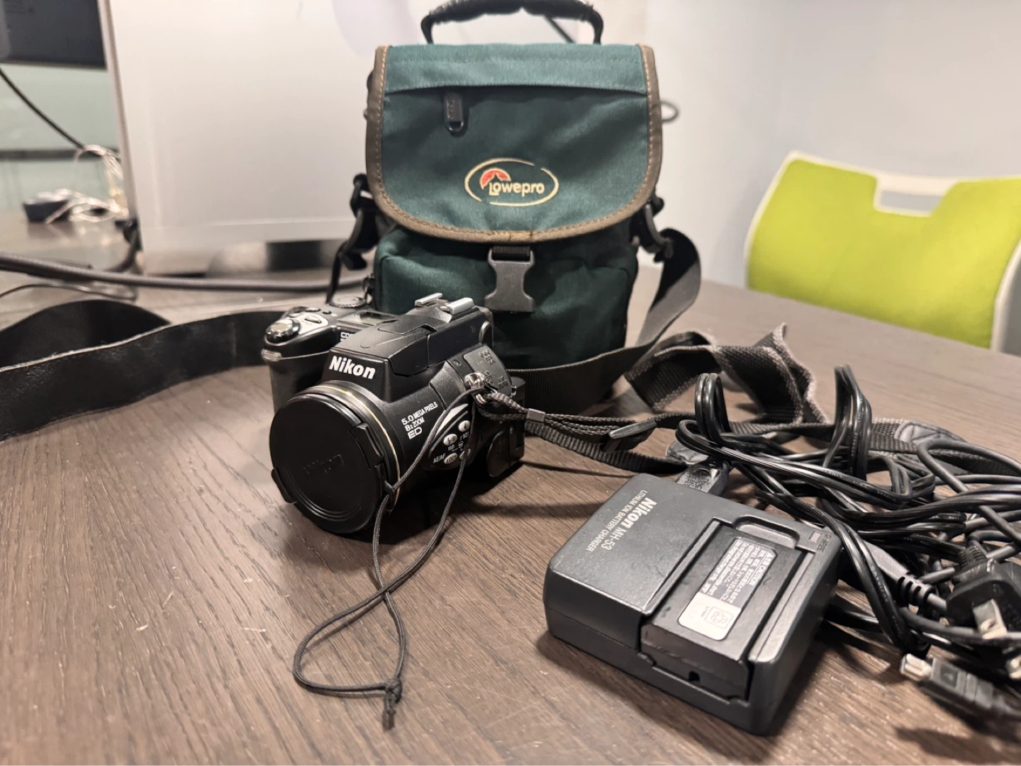Nikon Coolpix 5.0 MP Digital Camera with Lowepro Bag