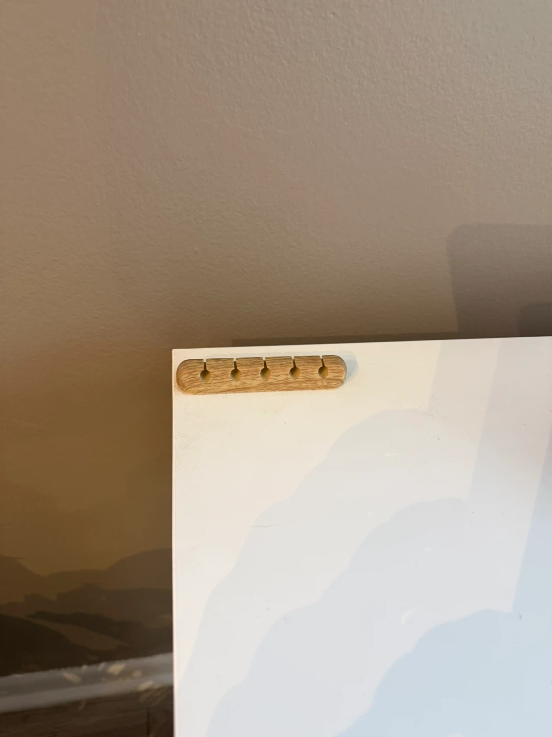 IKEA MICKE Desk with cable organizer and headphone holder - photo 3
