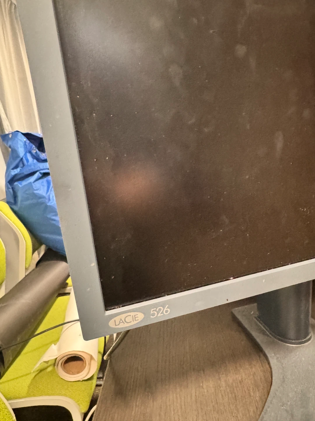 LaCie 526 Monitor