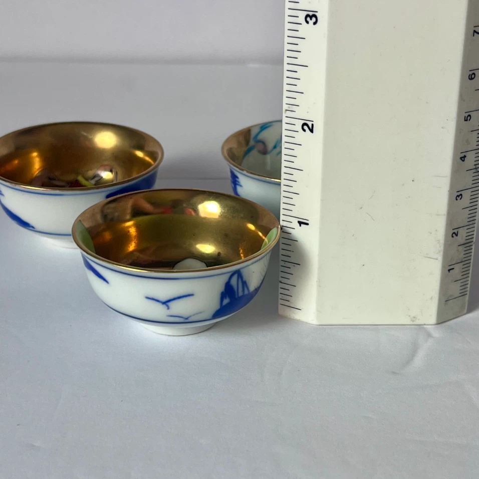 3 Kutani Sake Cups Gods Fortune Handpainted-Japan - photo 5