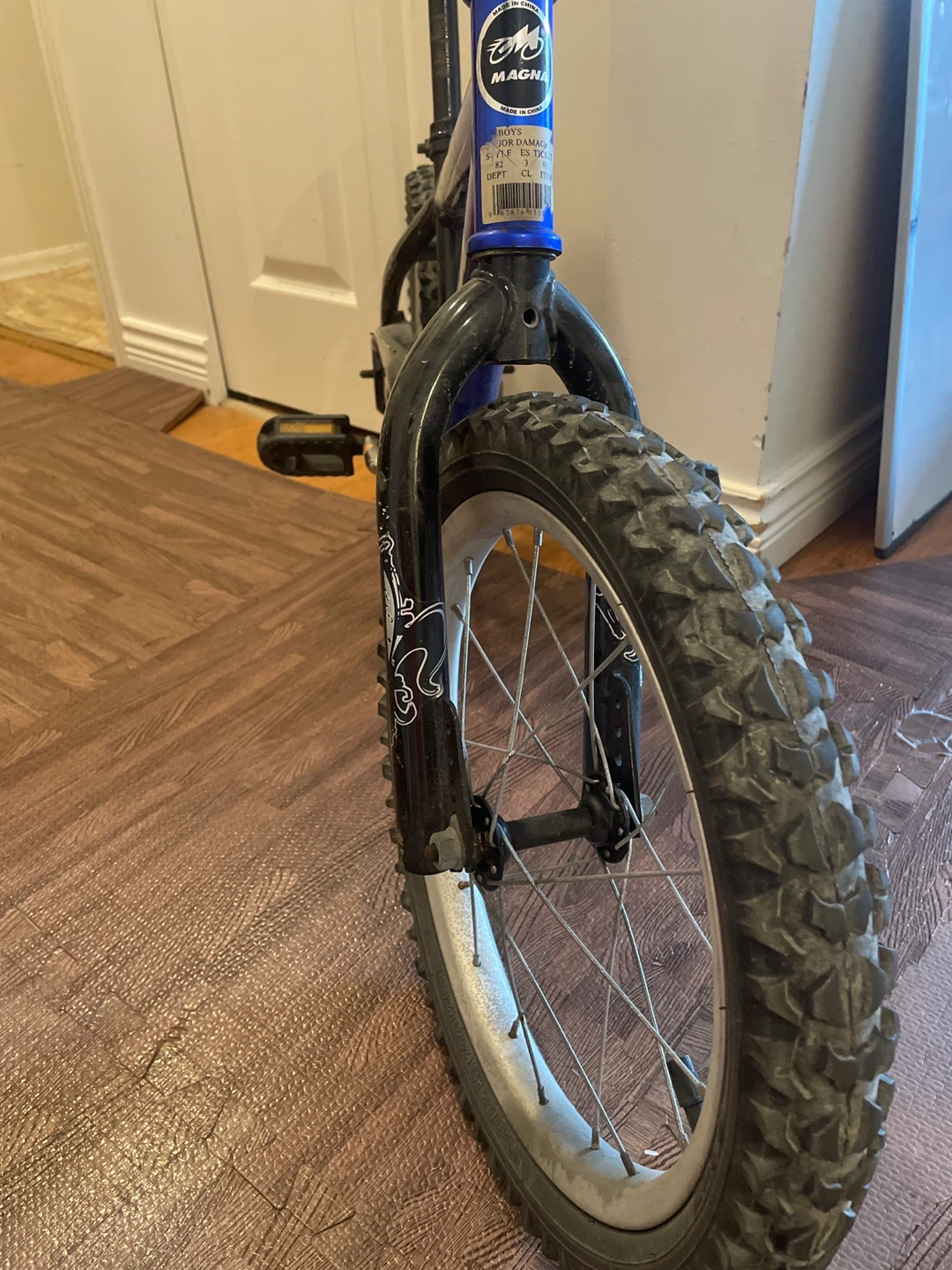 Magna "Major Damage" Kids Bike - photo 5