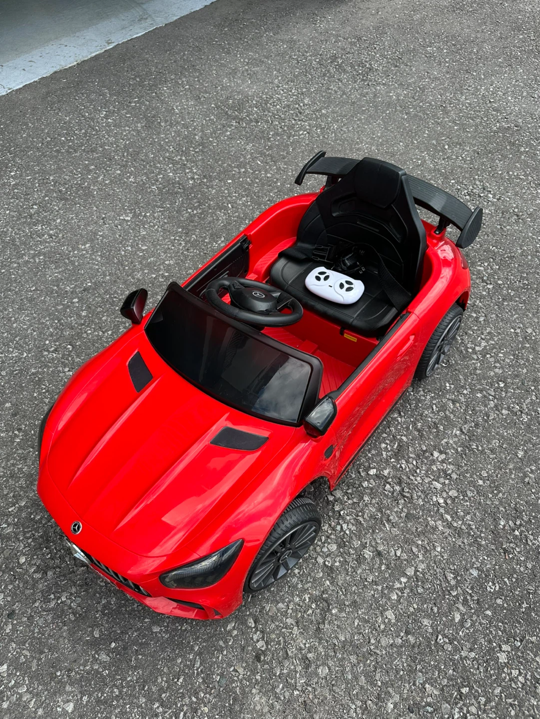 Kids Mercedes-Benz AMG Ride-On Car - photo 4