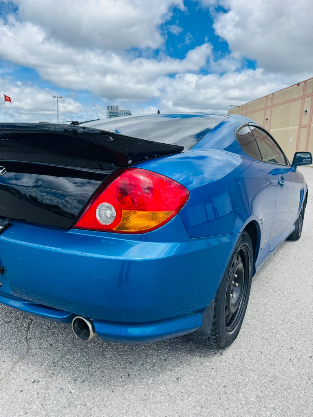 2004  Hyundai Tiburon Coupe Sport ( LOW KM ) - photo 5