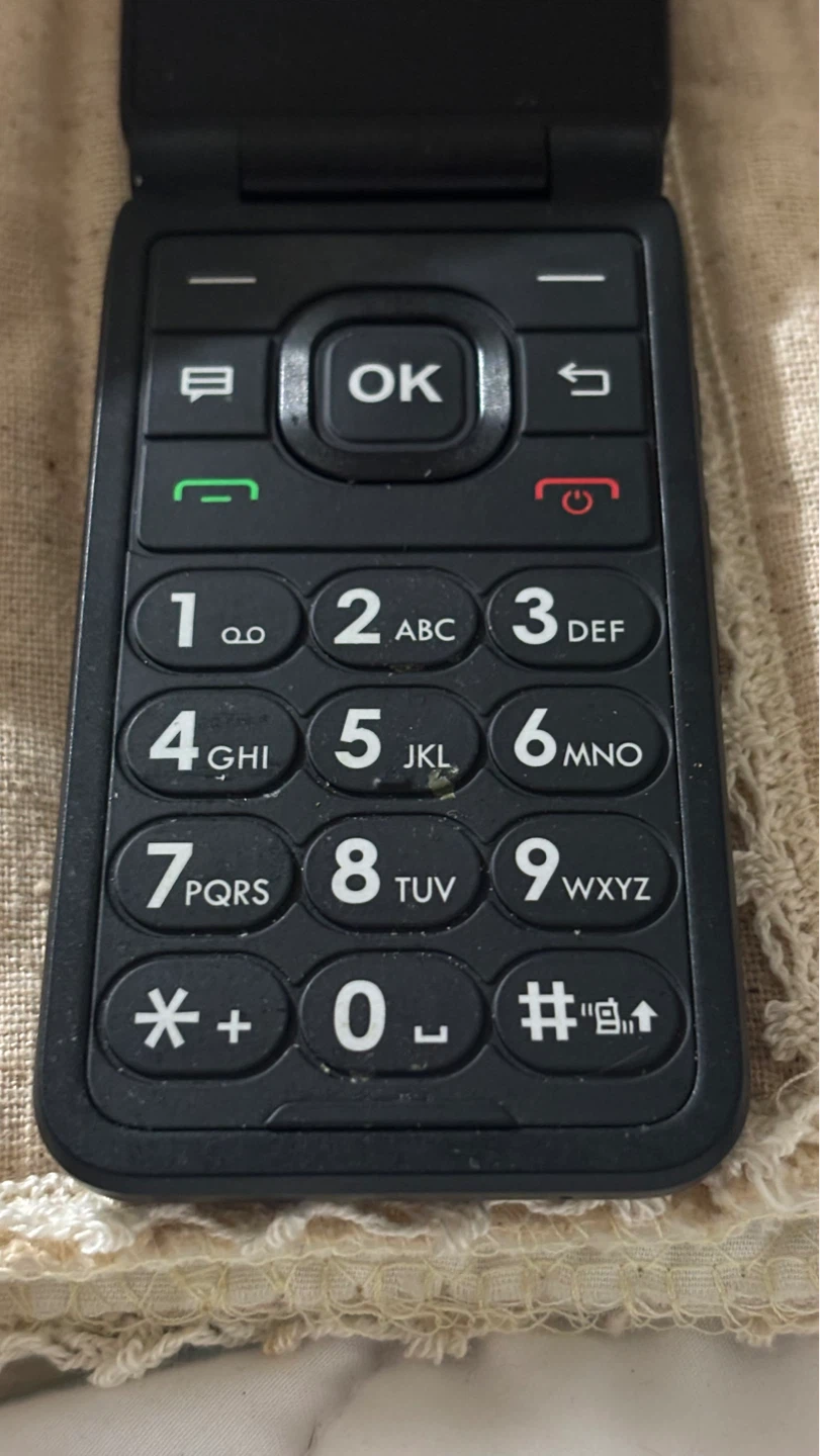 AT&T Flip Phone - photo 3