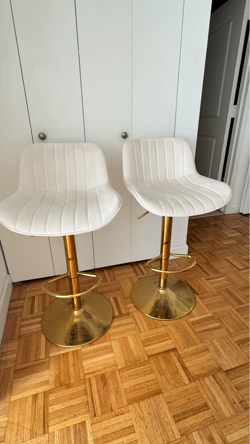 Set of 2 velvet bar stools