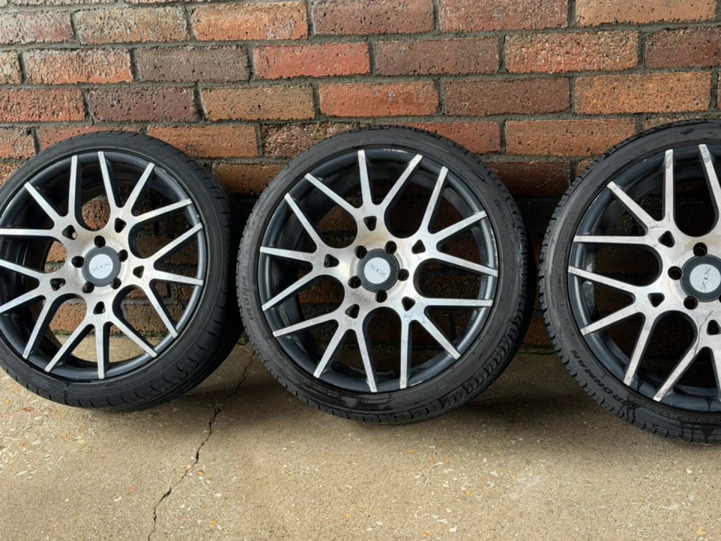 Rims & tires - photo 3