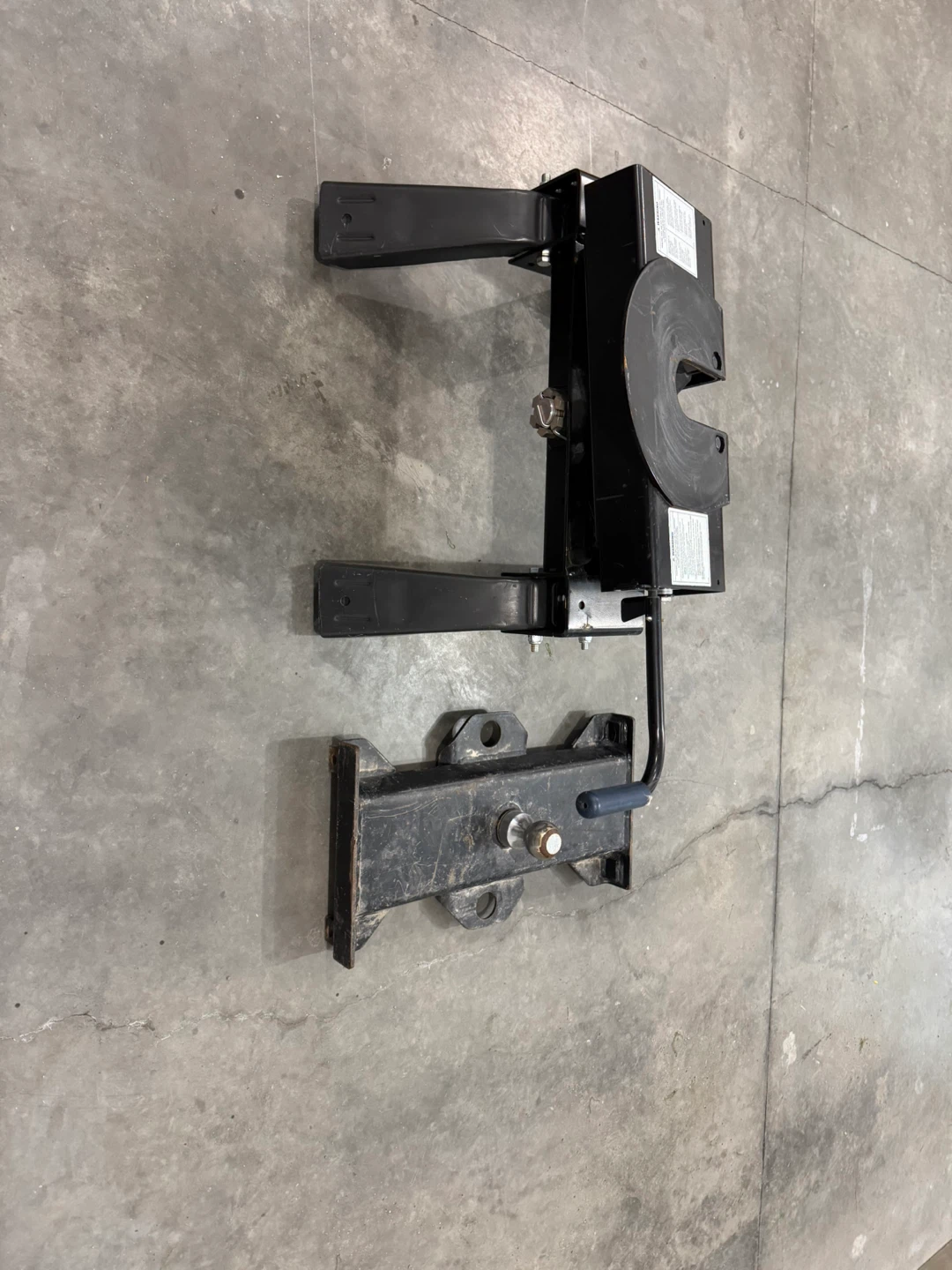Reese Pro Series 20K 5th Wheel Hitch - photo 2