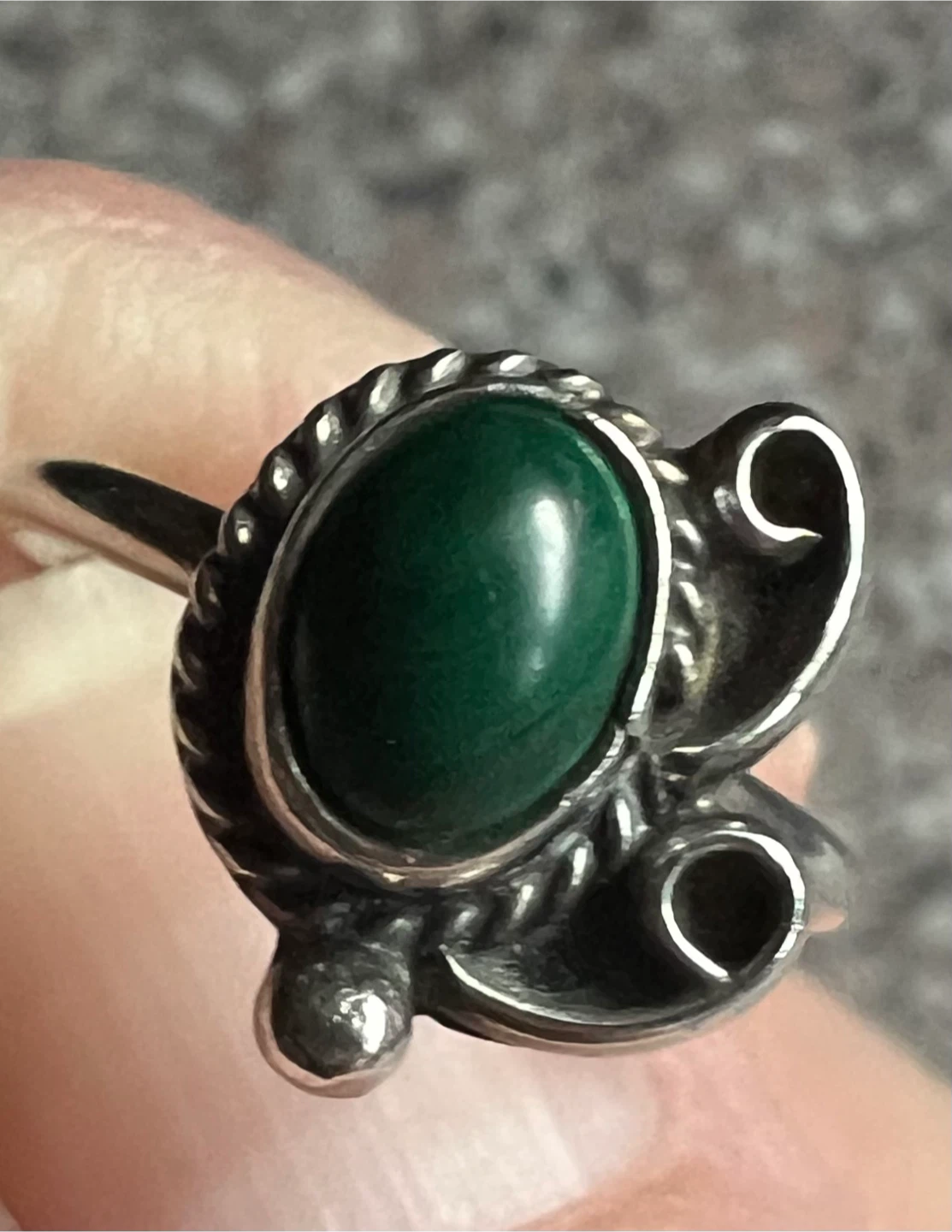 Vintage Silver Malachite Navajo Ring