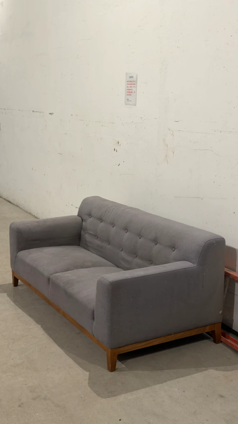 Grey Fabric Tufted Sofa - photo 4