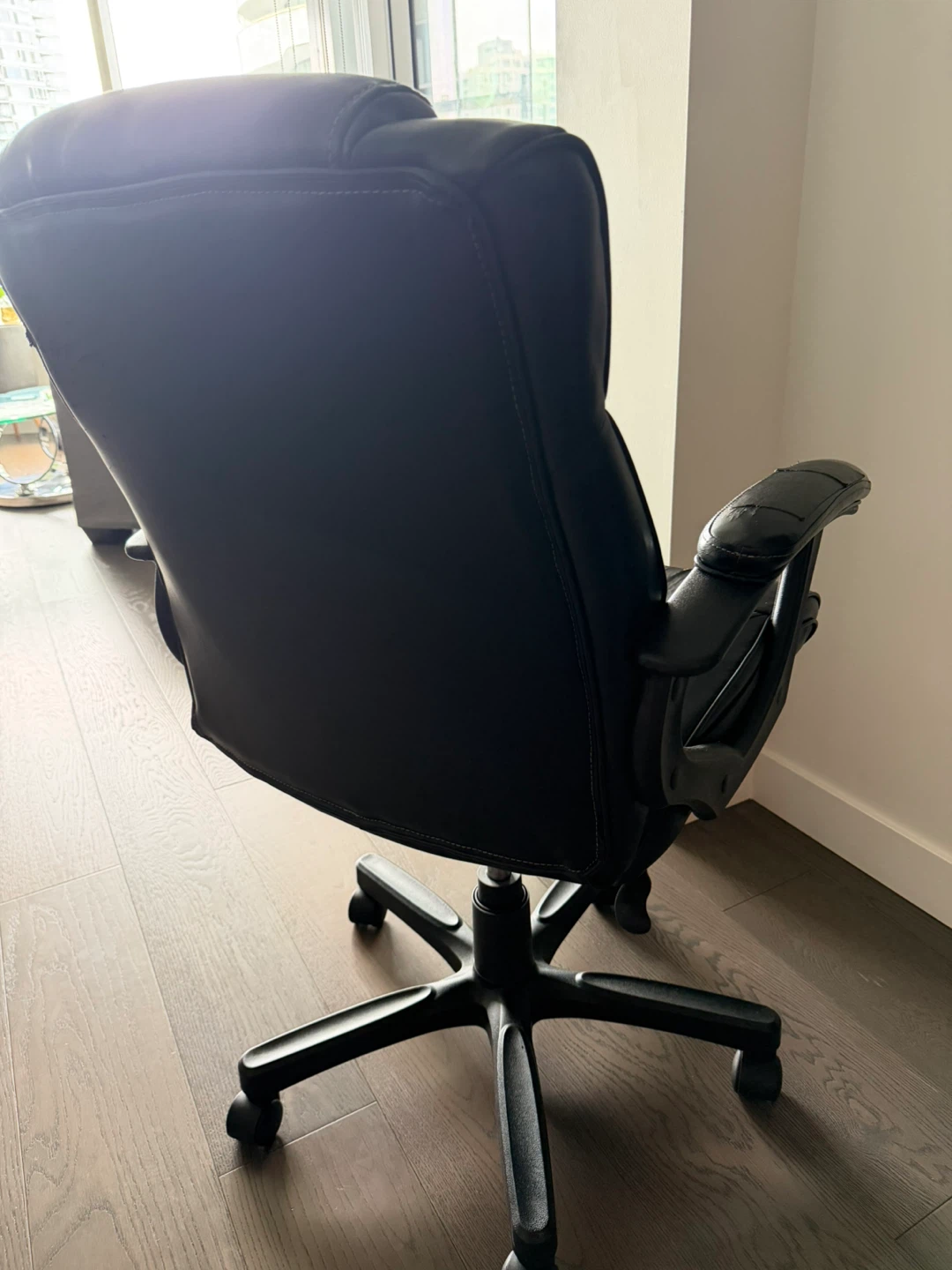 Free office chair - photo 2