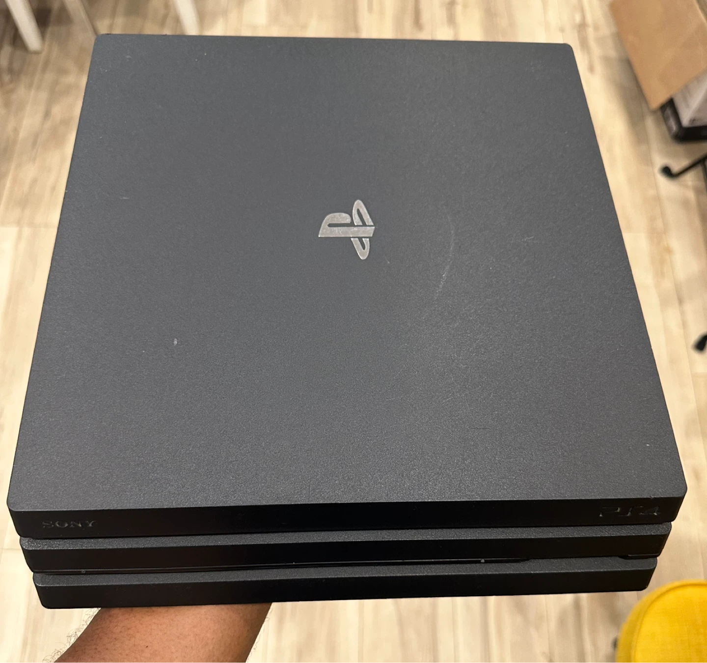 Sony PlayStation 4 Pro 1TB - PS4 - photo 2