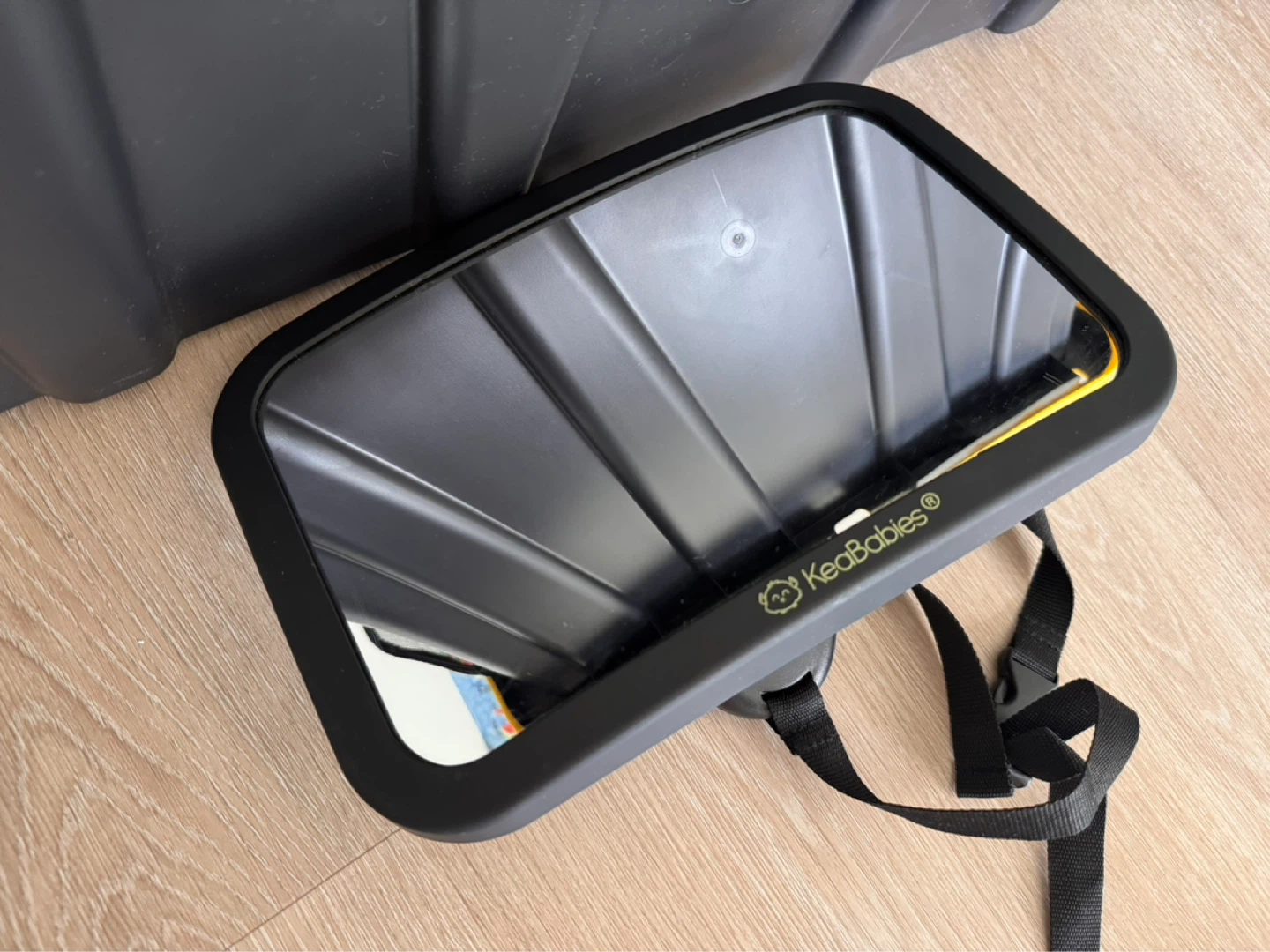 Rear facing carseat mirror - photo 3