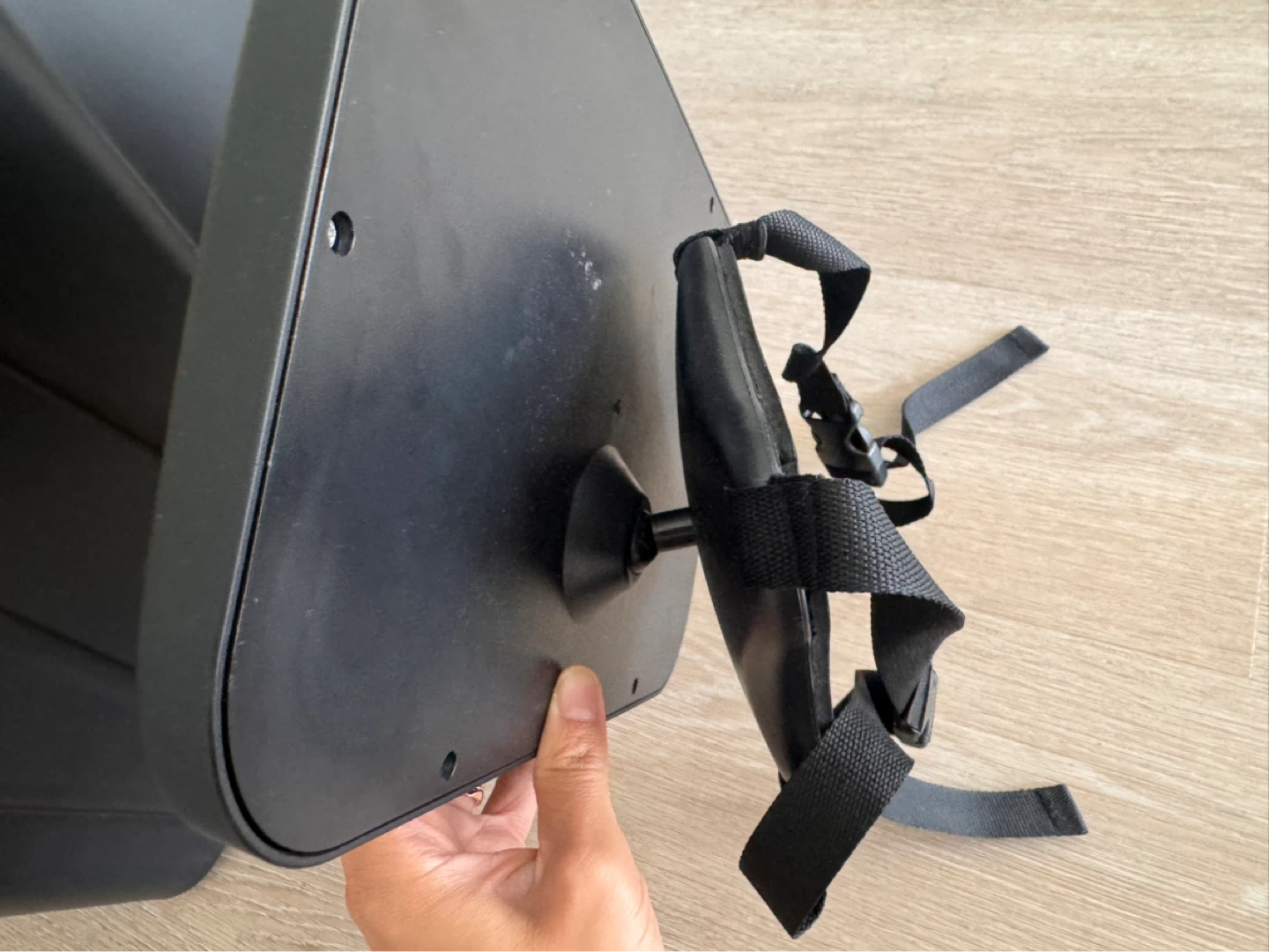 Rear facing carseat mirror - photo 4