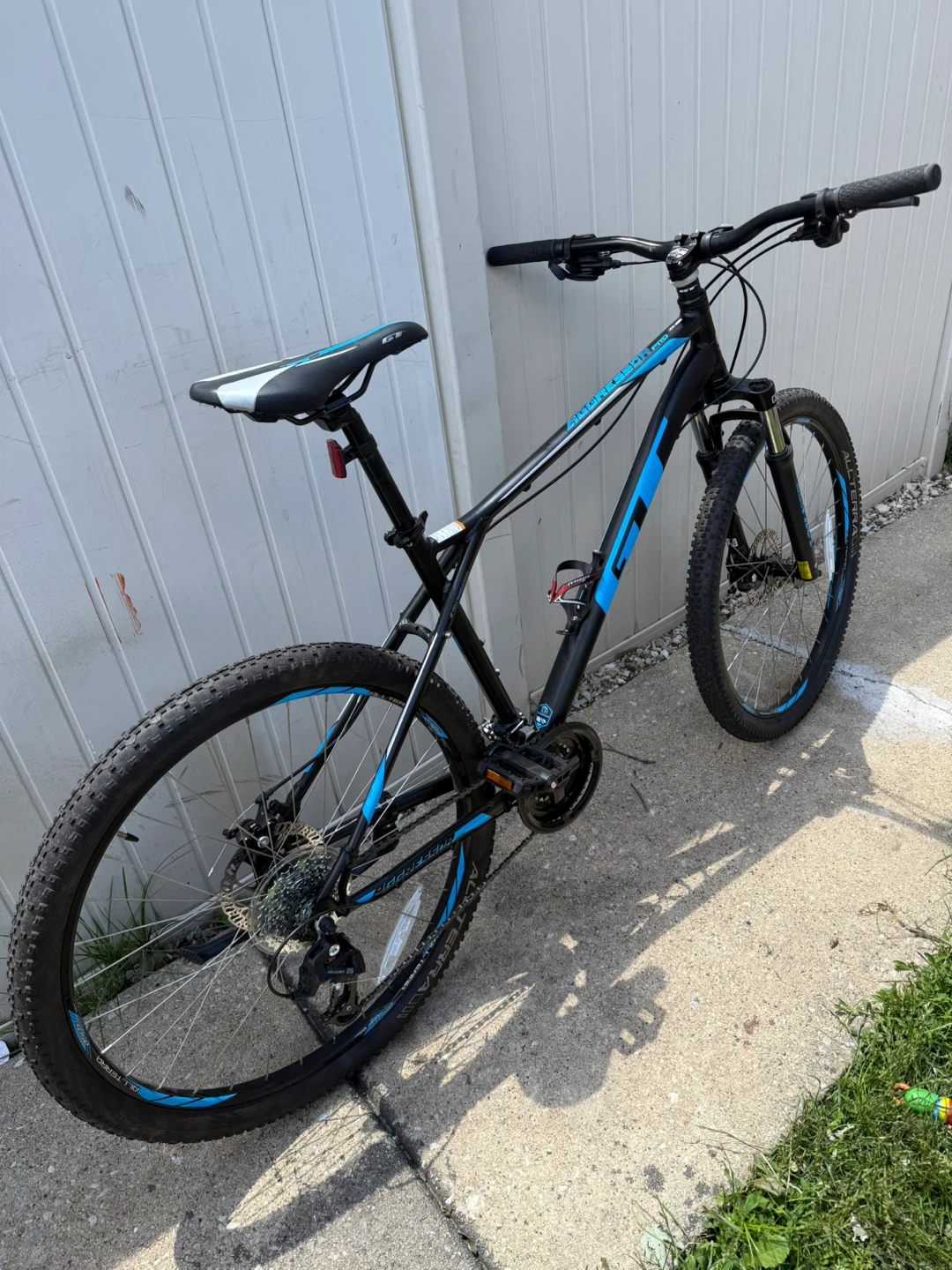 GT Aggressor Pro Mountain Bike - photo 5