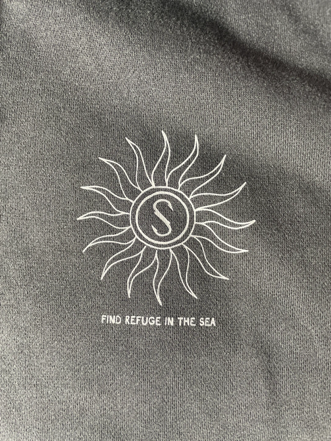 Salty Crew Hoodie Size M - photo 3