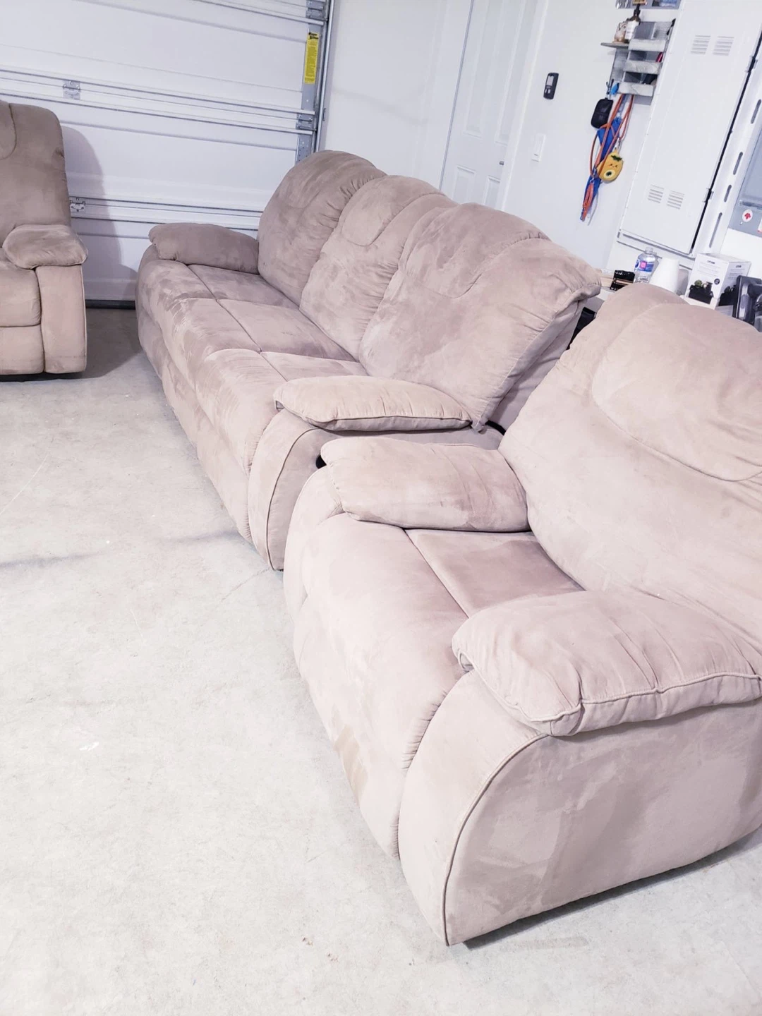 Reclining Sofa and Loveseat Set ( Delivery Available )