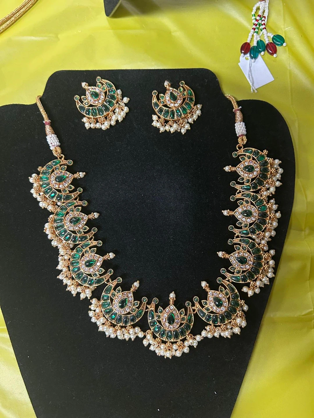 Indian Jewellery Set - Necklace and Earrings