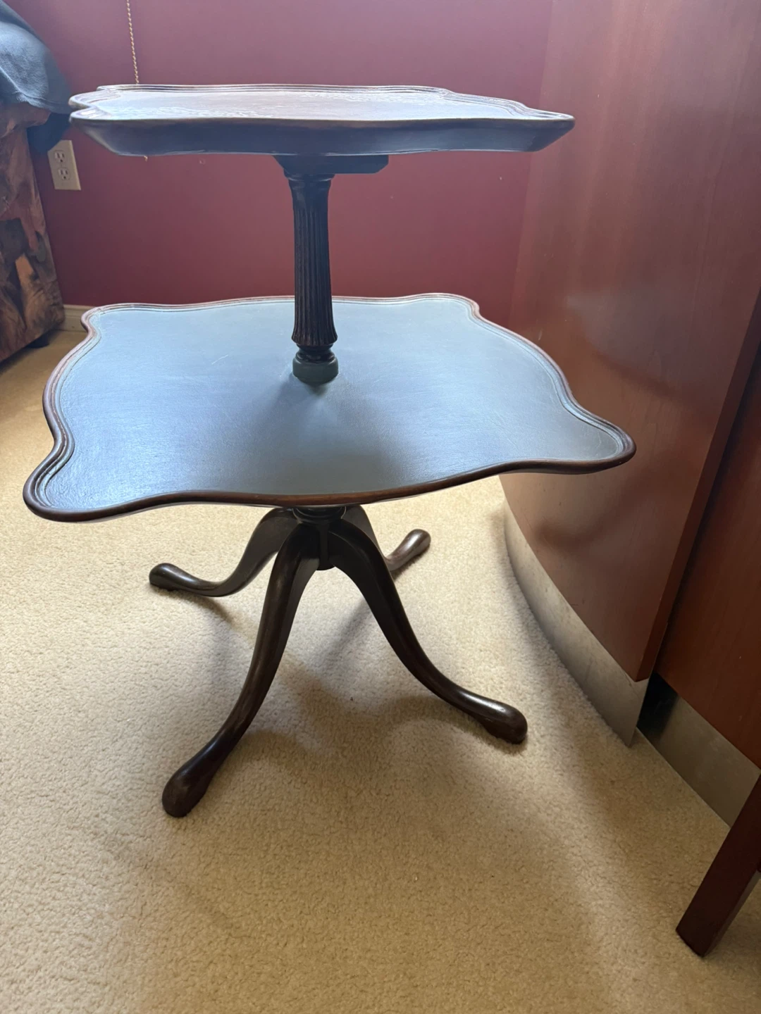 Two-Tiered Accent wood Table - photo 5