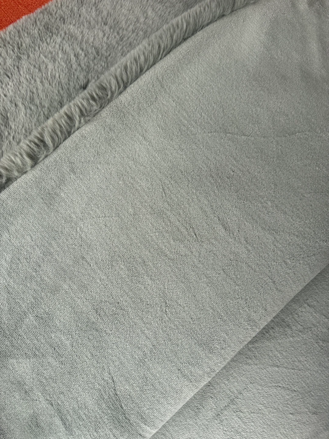 Cozy Faux Fur Throw Blanket - photo 3